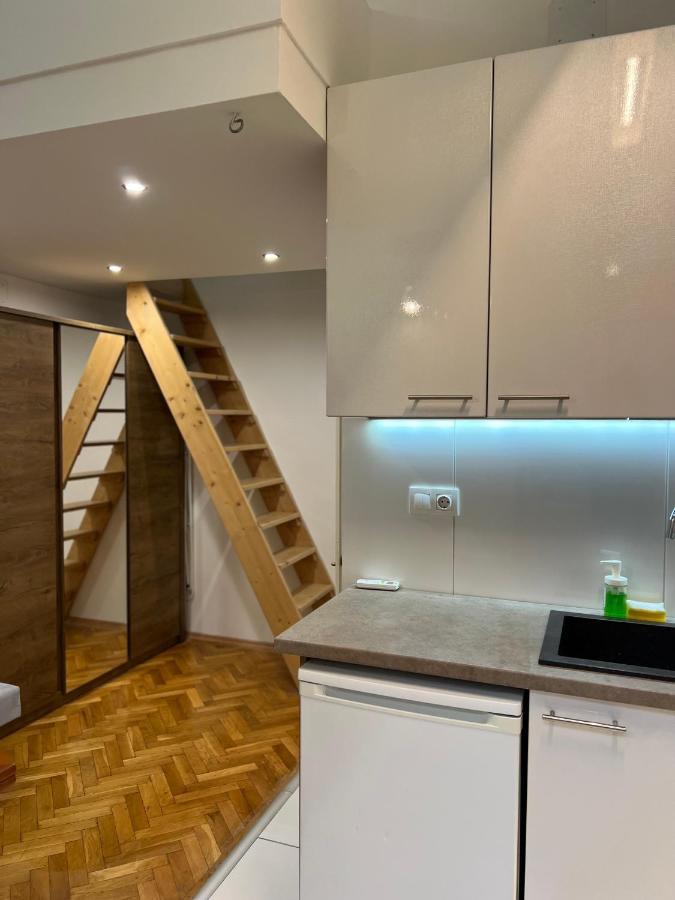 N38 Apartments By Small Home 布达佩斯 外观 照片